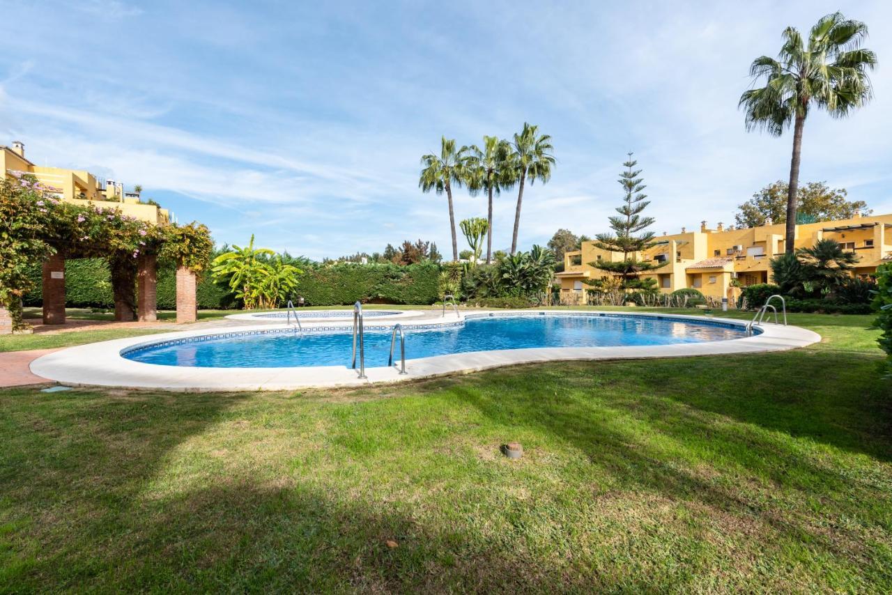 Apartamento Duplex Los Cartujanos I Marbella Exterior foto